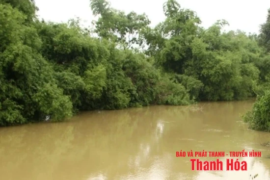Cảnh báo nguy cơ ngập lụt ở các xã ven sông Cầu Chày