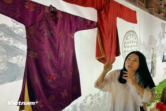 Áo dài Việt Nam: Biểu tượng văn hóa truyền thống bắc nhịp cầu ra năm châu