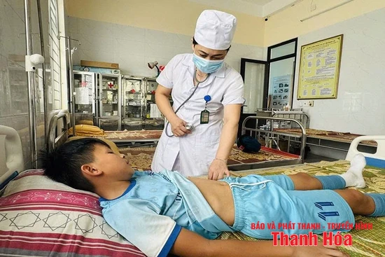Đầu tư cho y tế cơ sở gắn với đổi mới cơ chế tài chính, chất lượng nguồn nhân lực