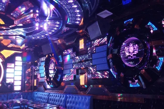 Từ 22/8, UBND cấp xã có quyền cấp, thu hồi giấy phép kinh doanh karaoke