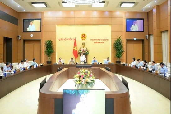 Sáng nay (11/8), khai mạc phiên họp thứ 48 của Ủy ban Thường vụ Quốc hội 