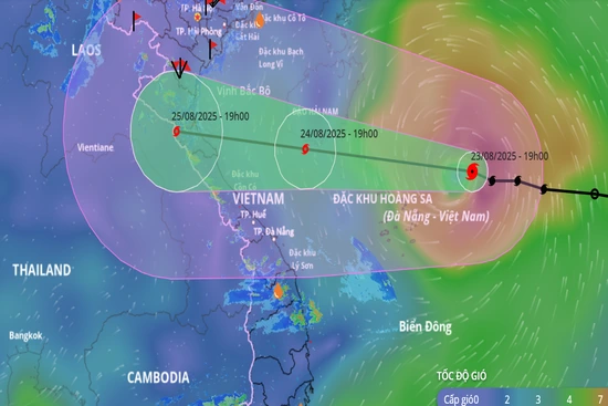 Bão số 5 mạnh cấp 10, giật cấp 12, cách đặc khu Hoàng Sa 220km