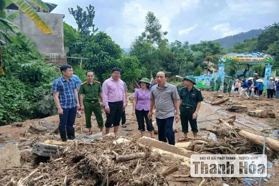 Nhanh chóng  khắc phục thiệt hại sau bão số 5  trên địa bàn xã Tam Thanh