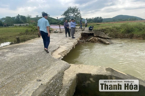 Xuất hiện sự cố tại tràn Cầu Hồ, xã Mậu Lâm