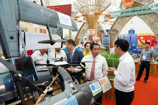 Bộ NN-MT kiện toàn Ban Chỉ đạo phát triển khoa học công nghệ và Đề án 06
