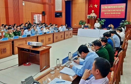 Thủ tướng Chính phủ Nguyễn Xuân Phúc làm việc với các tỉnh miền Trung về công tác khắc phục hậu quả bão số 9