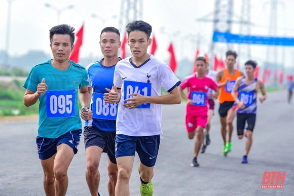 Những hình ảnh khó quên tại Giải việt dã Báo Thanh Hóa 2021