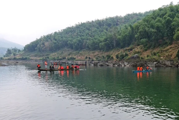Thi thể nạn nhân cuối cùng vụ lật thuyền ở Quan Hóa đã được tìm thấy