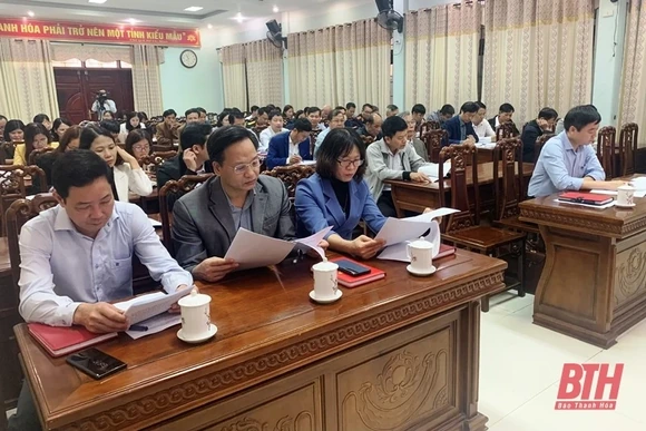 Thị ủy Bỉm Sơn tổng kết chuyên đề về công tác xây dựng Đảng năm 2023, triển khai nhiệm vụ năm 2024
