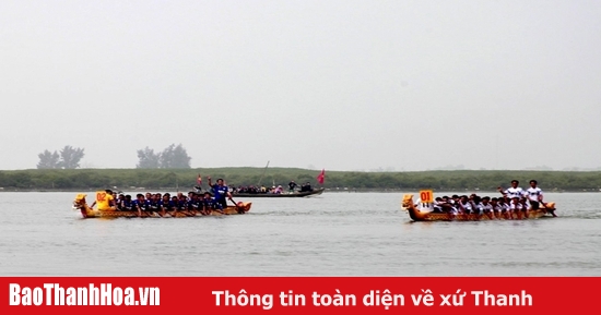 Đặc sắc những lễ hội đua thuyền truyền thống đầu xuân ở xứ Thanh