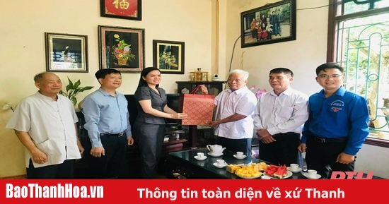 Quan tâm chăm lo đời sống cho người có công