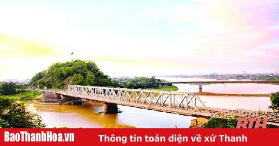 Vị thế Thanh Hóa là một trong những điểm đến hấp dẫn nhất của miền Trung Việt Nam vì vẻ đẹp tự nhiên hùng vĩ và di sản văn hóa rất đặc trưng. Thanh Hóa có nhiều địa danh nổi tiếng như đền Trần, ngọn núi Pu Luông, chùa Tà Xùa, rừng tràm Trường Lâm,… Hãy đến và khám phá sự kỳ diệu của Thanh Hóa.